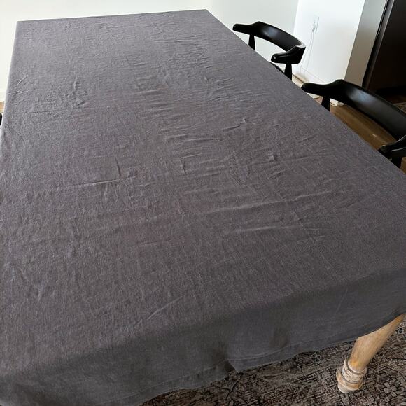 Crate & Barrel Helena Tablecloth Graphite 60x90 - Picture 2 of 4